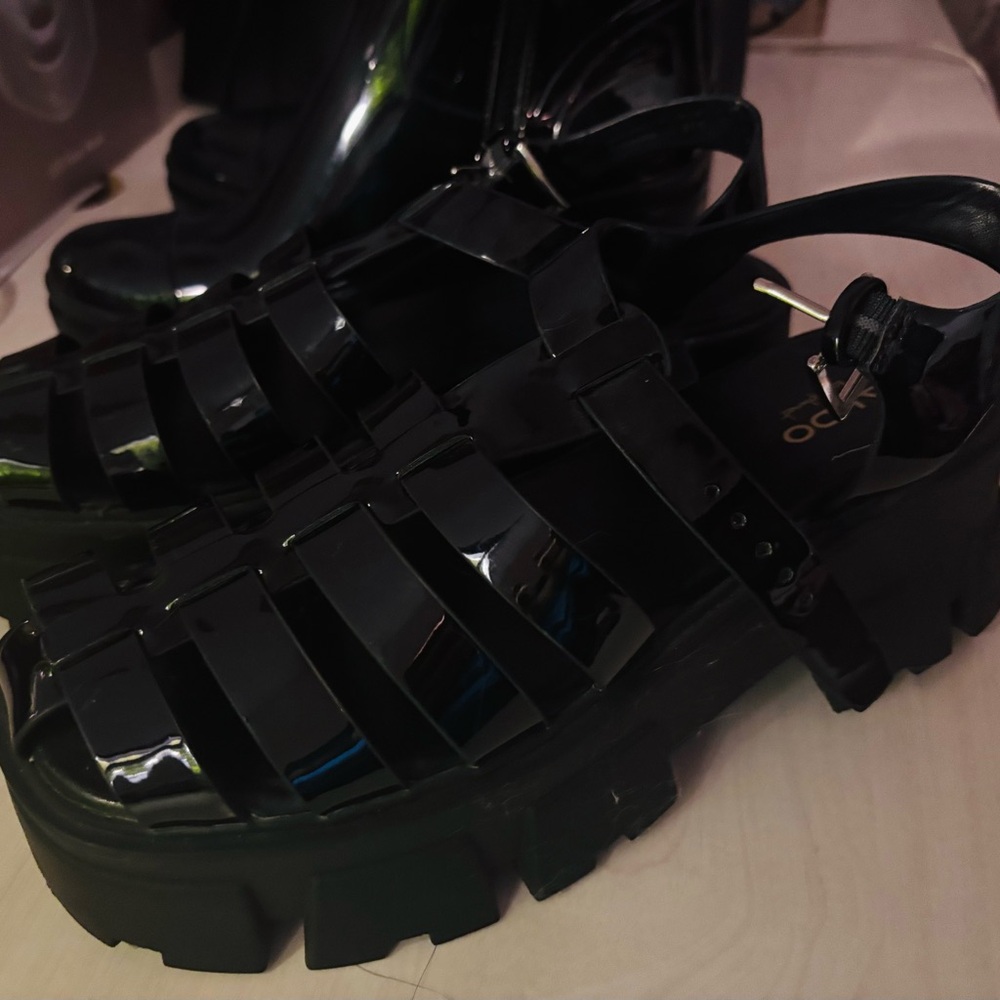 Aldo Glossy Black Strappy Sandals